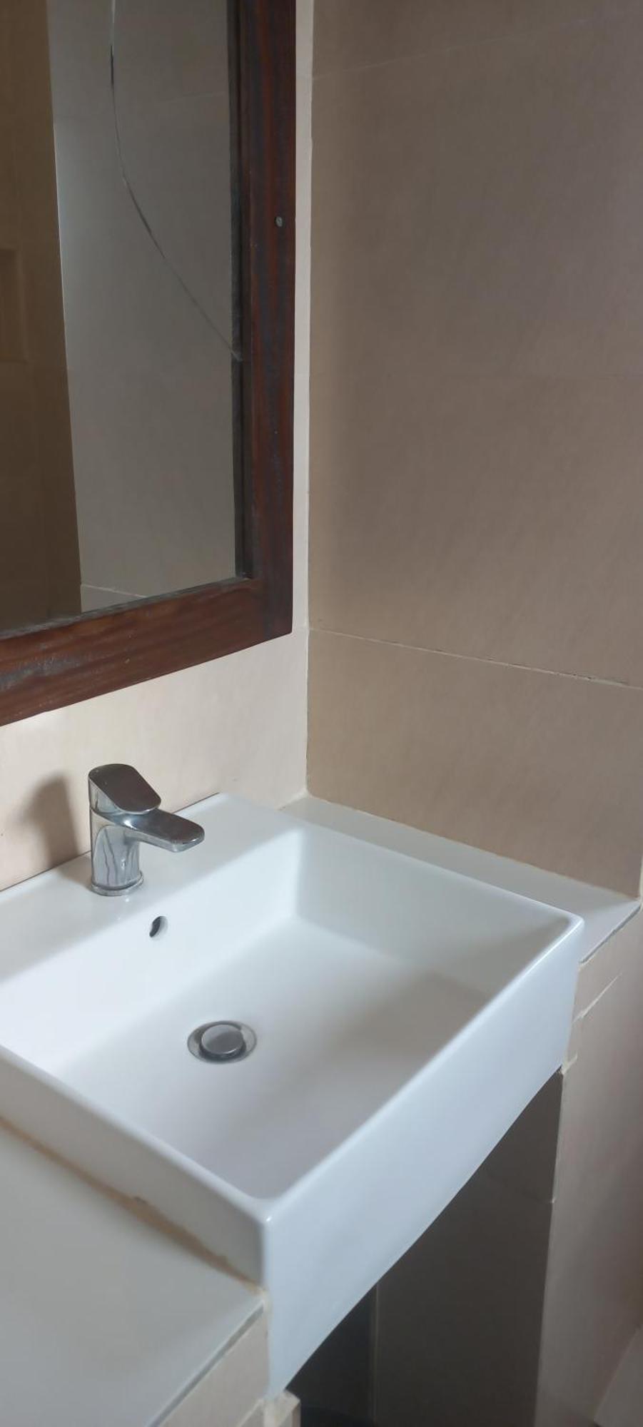 Wayside Beach Apartments Diani Beach Esterno foto